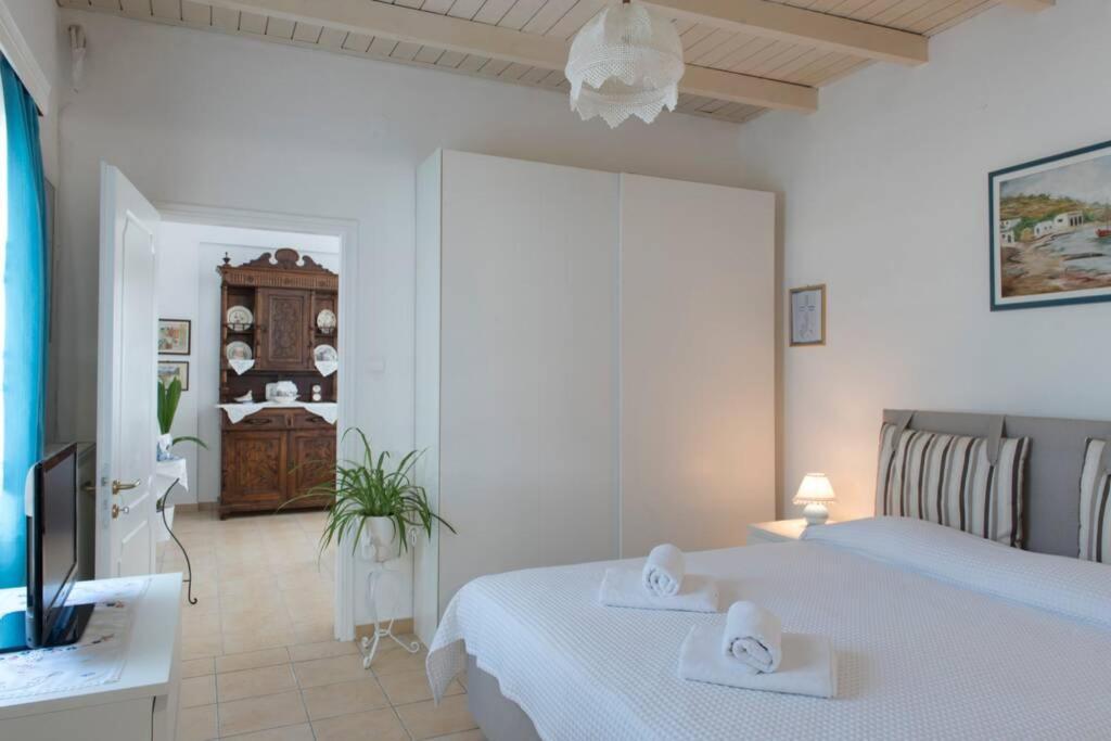 Palmaya Villa, Unique Seafront Experience Vagia  Екстер'єр фото
